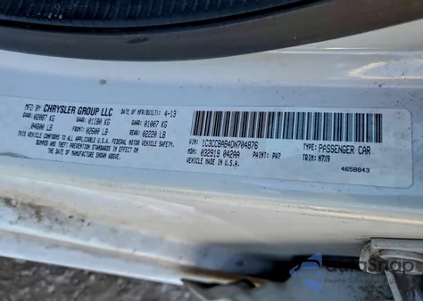 2013 Chrysler 200 Lx z USA, uszkodzony, nr VIN 1C3CCBAB4DN704876